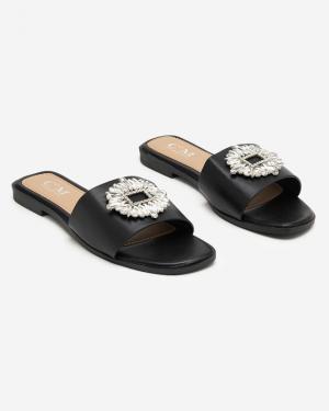 Čierne dámske papuče so strieborným ornamentom - Obuv