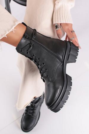 Čierne šnurovacie členkové topánky na hrubom podpätku 5-25208 #1 small