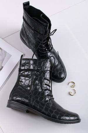 Čierne šnurovacie členkové topánky 2-25103-29