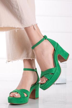 Zelené sandále na hrubom podpätku 5-28318